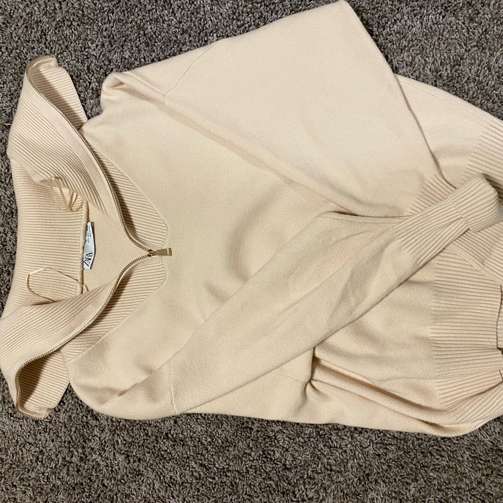 Zara ribbed sweater